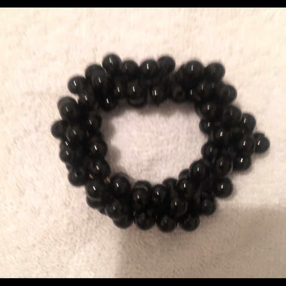 11/$25 Necklaces & Bracelets - Picture 10 of 12